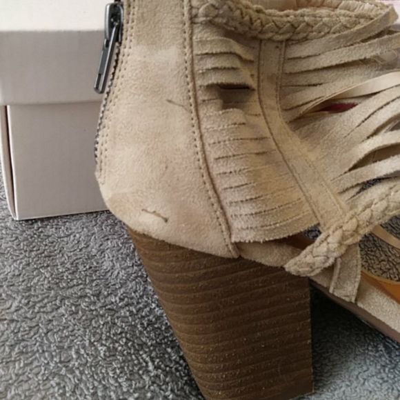 NOT RATED BRAND ROSELLA SANDALS - Picture 5 of 7